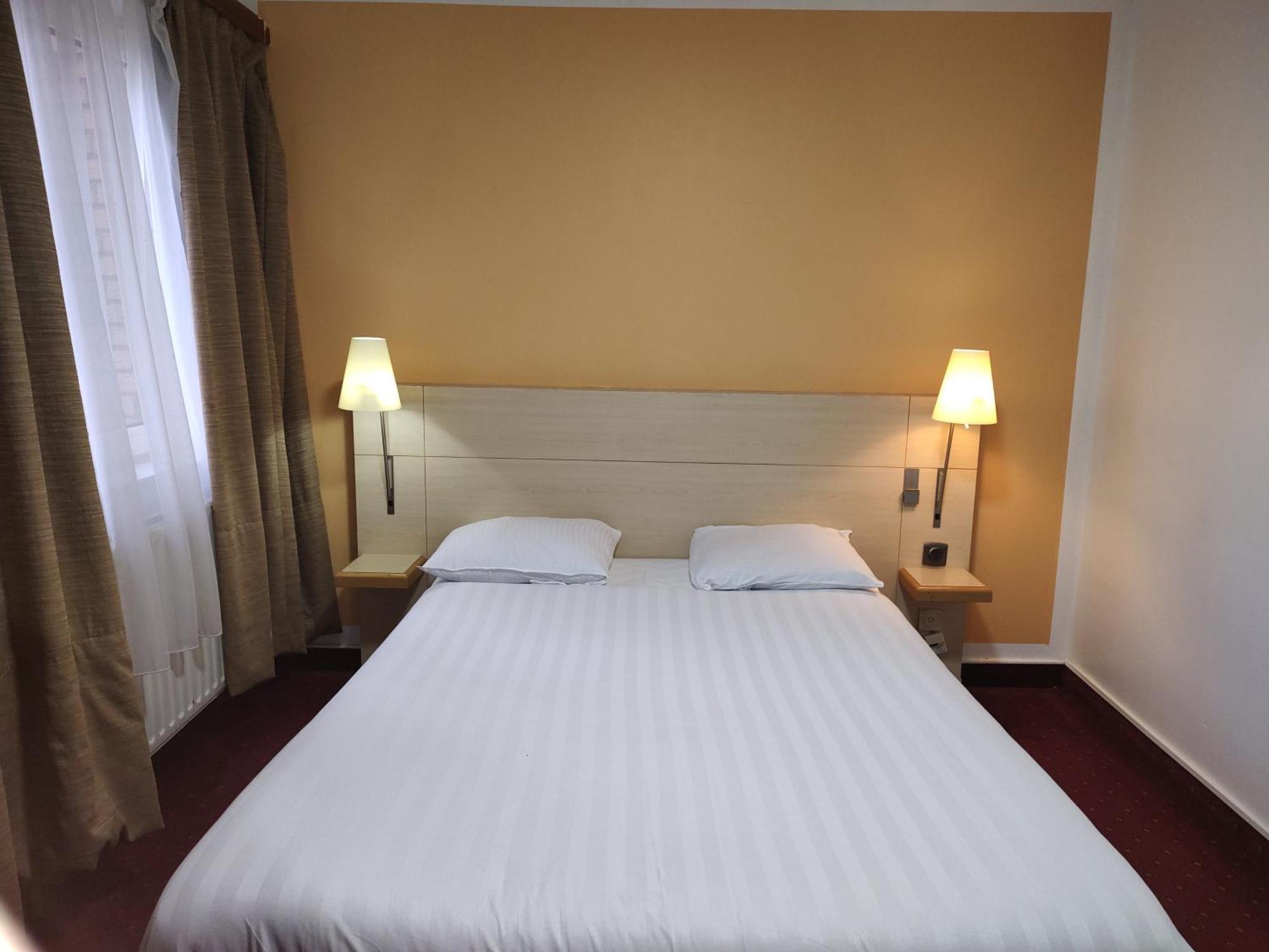 Hotel Evergreen Woluwe-Saint-Lambert Ngoại thất bức ảnh