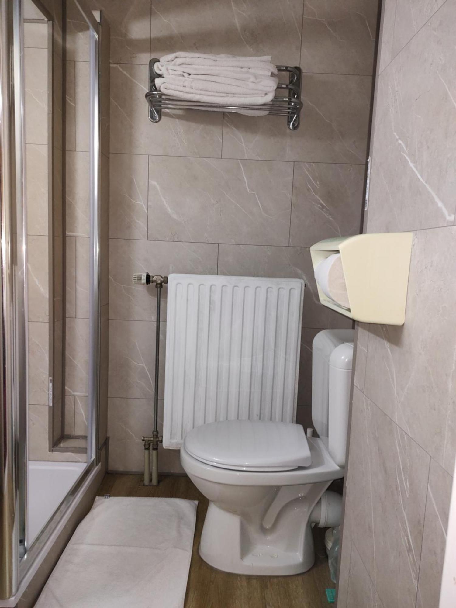 Hotel Evergreen Woluwe-Saint-Lambert Ngoại thất bức ảnh