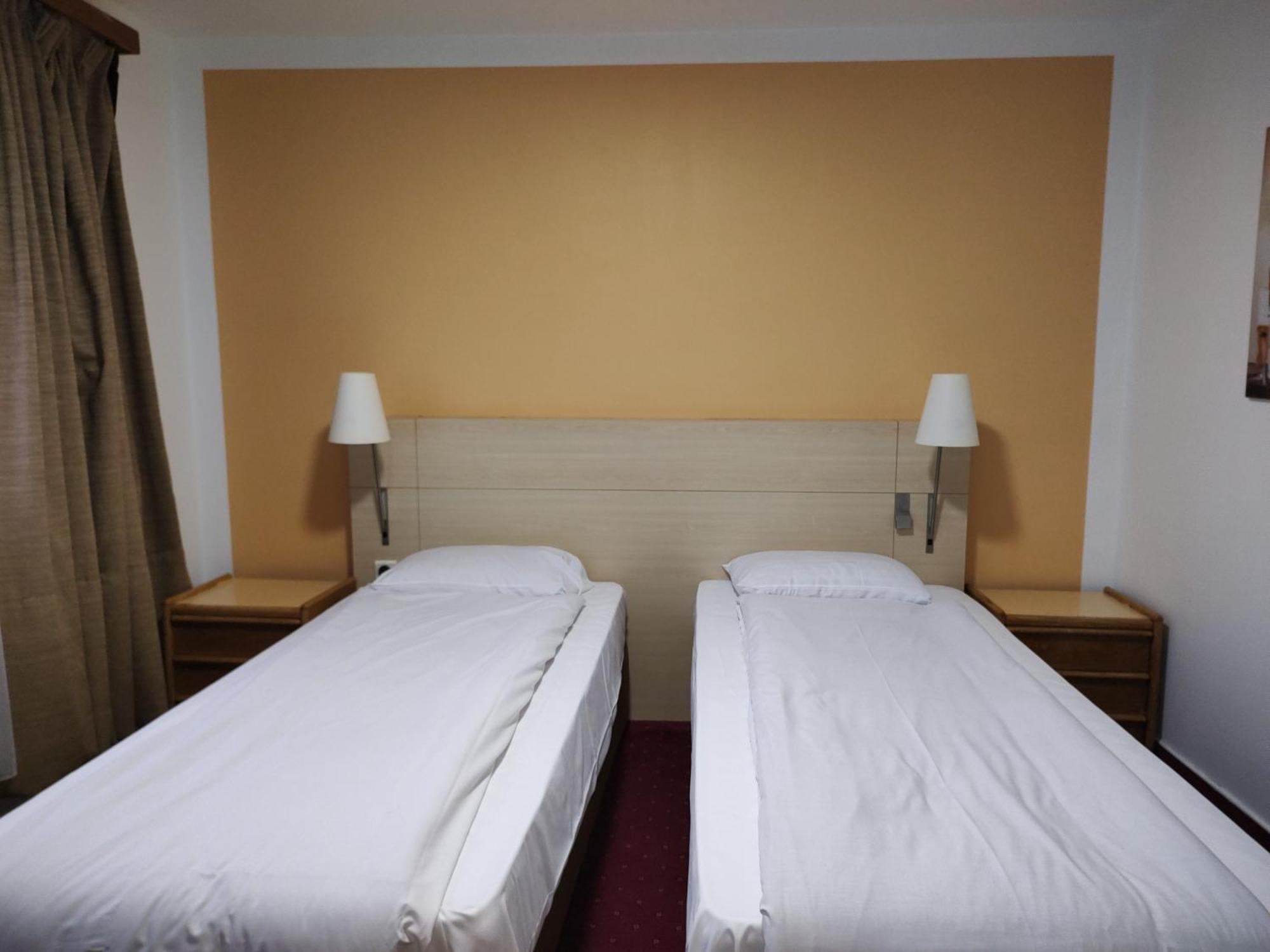 Hotel Evergreen Woluwe-Saint-Lambert Ngoại thất bức ảnh