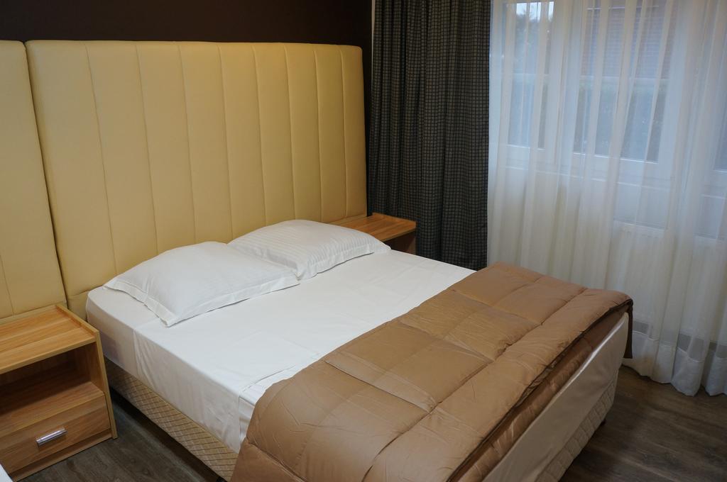 Hotel Evergreen Woluwe-Saint-Lambert Ngoại thất bức ảnh