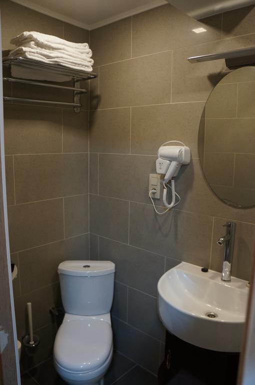 Hotel Evergreen Woluwe-Saint-Lambert Ngoại thất bức ảnh